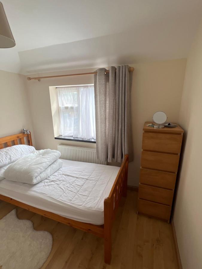 Theldon Apartment Luton  Ngoại thất bức ảnh